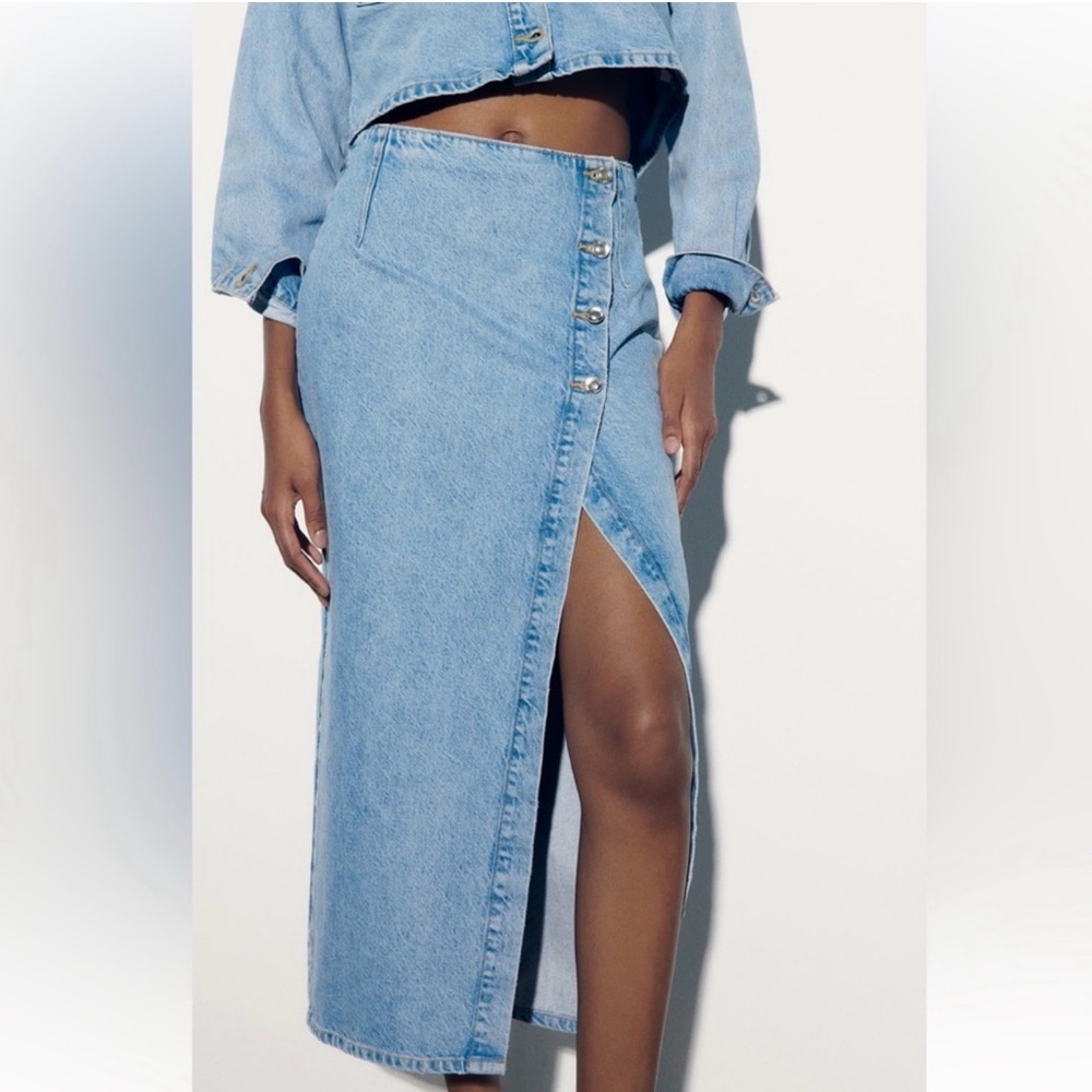 Zara Light Blue Denim Pencil Skirt